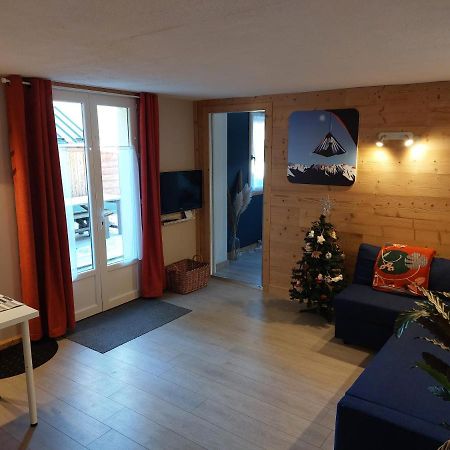 Studio Au Pied Des Montagnes Le Bourg-d'Oisans Exterior photo